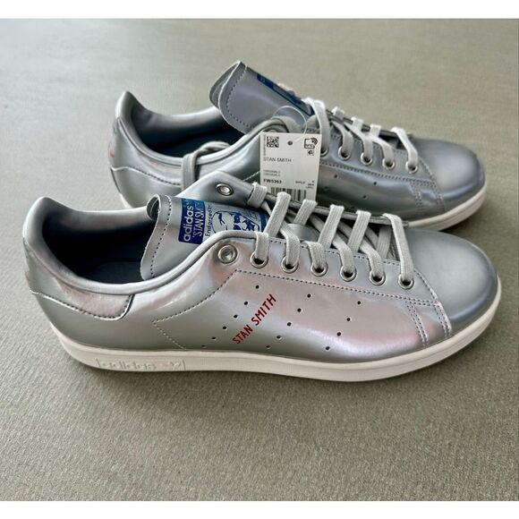 Adidas Metallic Silver Stan Smith Shoes NWT sz. US10.5 - Picture 1 of 5